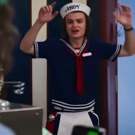 Steve and Dustin🤣 #steveharrington #bustinhenderson #strangerthingsdustin #strangerthingssteve #strangerthings #fyp 