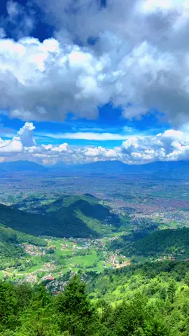 Best view in Bhaktapur 😍. Place is Bokacho Gadi. #bhaktapur #timelapse #clouds #bokachogadi #foryou #fypシ #bhaktapurmuser #naturevibes 