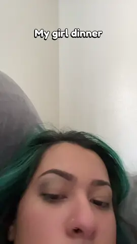 #girldinner 