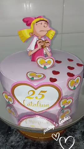 #torta #cumpleaños #helga #reposteriacasera #santiagodechile🇨🇱❤️ #paratii #heyarnold 