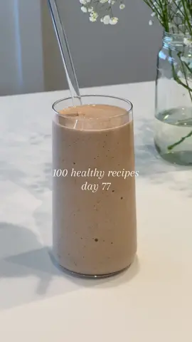 I dream about this smoothie 🤤🤤🤎 recipe: date, 1tbsp almond butter, chocolate protein powder, frozen banana, ice, almond milk #proteinshake #proteinsmoothierecipe #healthybreakfast #makeasmoothiewithme #smoothies #proteinsmoothie #summerdrink 