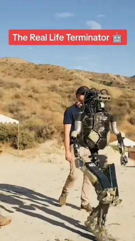 #robot #ai #chatgpt #gun #donttrythisathome #education #terminator #skynet #foryou #fyp #fypシ #foryoupage #Science #technology #techtok 