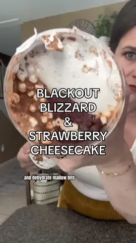 These were both crazy good! #tastetest #newflavors #hotchocolate #strawberrycheesecake #cheesecake #chocolatelover 