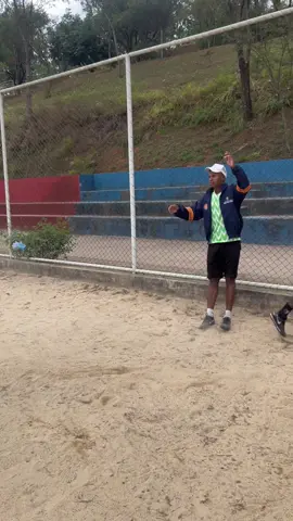 Ai mata o treinador kkk