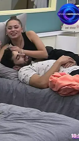 Su amistad 📈 #skarleeeeth #jorge #jorgeyskarleth #skarlethyjorge #granhermano #granhermanochile 