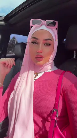 anyone remember when my username was hijabibarbz? 💅🏽🎀💗 #hijabi #barbie 