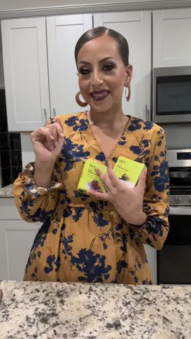 I've officially taken the moringa seeds since filming and although I feel like it's too soon to give an update, I'm gon give one anyways!!! 😆 The flavor change after taking the seeds is much less potent! That was something Bella immediately noticed! 🙌🏼 And I felt an increase in mental clarity. Not to much of an increase but it was noticeable. Today is day one. I'm looking forward to seeing more possible changes. Stay tuned for further updates! But in the meantime, go do yo research on these herbs! Even if you have no interest in consuming them, knowledge is potential power. 🌿 Real power is applying that knowledge 💪🏼  #SlayWithDreMcCray #DreMcCray #AndreaMcCray #isetbynature #seamoss #soursopleaves #blackcastoroil #seamosssoap #goldseamoss 