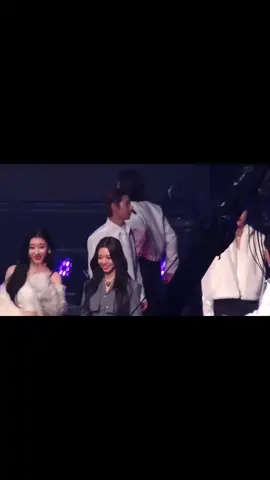 disuruh pindah sm staffnya🥹 [ #haeryu #sunshin ] 