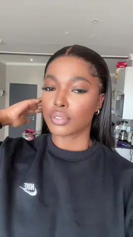 Make up is therapeutic 🤞🏾🥰