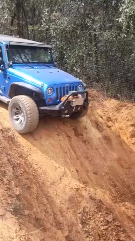 JEEP joined the downhill challenge very confidently #CHINAODA #offroad