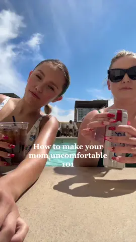 💀 #fyp #foryoupage #relatable #Summer #makeup #swimming 