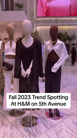 Fall 2023 Trend Spotting! Which is your fave? #fallfashion #fall2023 #falltrends #capsulewardrobe #outfitformulas @Outfit Formulas® 