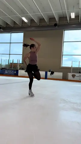 I really said 🐡 #figureskating 