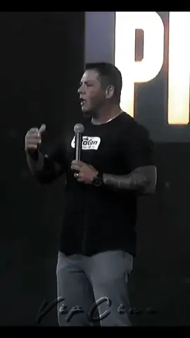 A dor é pra evoluir, tu tem que aguentar!! #evandroguedes #disciplina #fy #vipcine #estudar #motivacao 