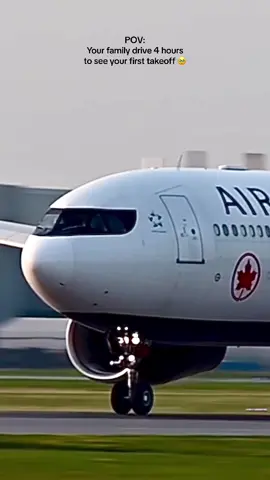 Honestly I can’t get over it ❤️  . . . Thank you yow.aviationphotography for capting this moment ! . . #airlinepilot #femalepilot #fyp 