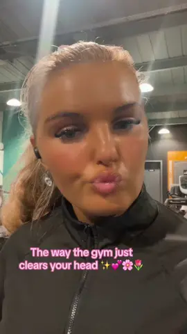 I hate the gym but i also love it🥰😂