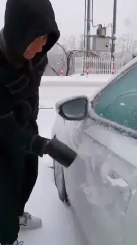 Peeling ice of car ASMR #unclogging #clean #icecar #relaxing #satisfying #ice #bestclean 