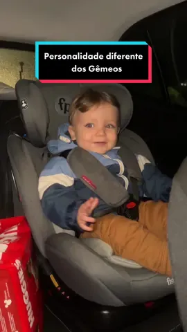 Eu amo a personalidade diferente desses dois #gemeos #bivitelinos #irmaosgemeos #gemeosbivitelinos 