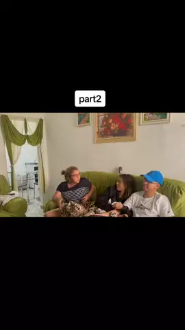 FINGIMOS SER NAMORADOS NA FRENTE DA MÃE DO MEU AMIGO!! ( TROLLAGEM )