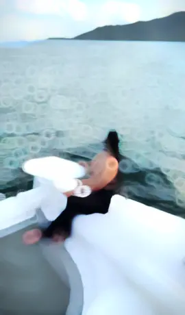 đồng lẻ anh mua câu thính Mua vui thôi lấy đâu chân tình ?