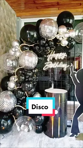 Montaje Tematica Disco 70's #balloons #globospersonalizados #globospersonalizados #decoracionesbonitas ##discoparty #discopartyideas #discopartyballoons #orbzdisco ##fiestadisco70s  #fiestadisco 