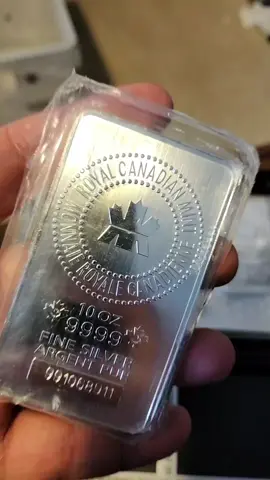 10oz RCM #silver bars freshly in time for tonight's live on Drip #bullion #preciousmetals 