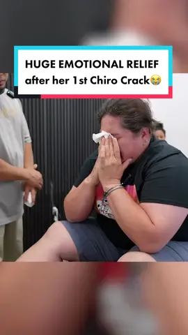 EMOTIONAL CRACK😭♥️ This chiropractor crack helped her release alot of pain and emotions. She had a hard past couple months and was so deserving of just feeling good. Watch the chiro cracks make her feel a bit better #chiropractor #chiro #crackingbones #fyp 