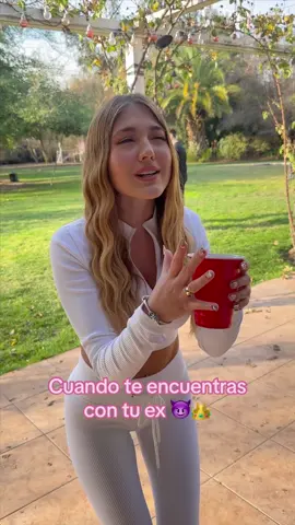 Me retiro lentamente…🙄😈🤡😂👑😱