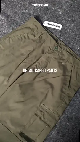 Detail cargo pants. #cargopants #localbrand 