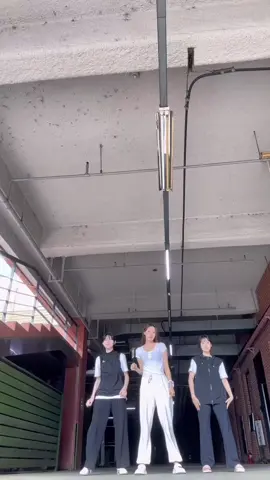 쌍둥이들…사이에서 #슈퍼샤이 #서공예