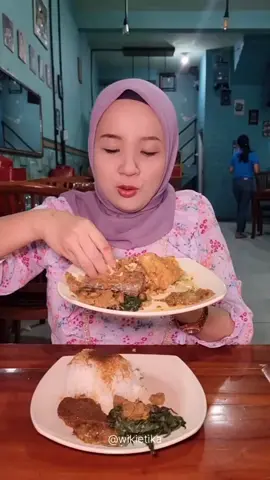 rek ini enaakkk yukkkk budhalkannn #malangfood #malangfoodies #malangkuliner #kulinermalang 