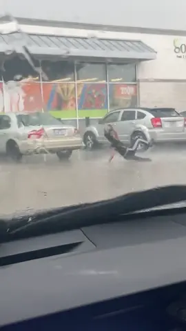 Wait for it...😭🌧 #fyp #foryoupage #slip #fail #fall #funny 🎥: @kaicurry30
