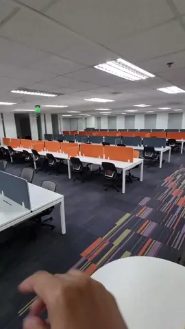 NEARSOL offers modern BPO office spaces on a needed basis particulary our site in iSquare Building, Pasig City which is ready for you to move in immediately. 🏢🎧 Get a quote now! Visit our website to learn more about our Seat Leasing Solutions. Link in BIO ⏫️⏫️ #SeatLeasing #SeatLeasingPH #BPOFacilities #Facilities #BPOOffice #BPO 