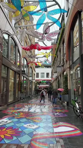 A shopping and entertainment hub in London’s west end on a rainy day.  📍Covent Garden, London, 🇬🇧  #rainyday #coventgarden #londonlife #londoncity #traveller #travelling #visitlondon #london #england #uk 