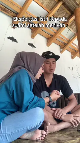 Ada yg sama gak nih suaminya lebih asik sama hp daripada ngobrol sama istri ??? #fyp#kehidupanrumahtangga #kehidupansetelahmenikah #suamiistri #suarahatiistri 