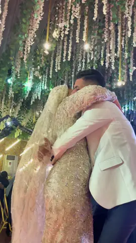 عيطت من جمال الفيديو والله العظيم 🥺😍😍اجمل فيديو ف العالم حرفياً اتحداكم ❤️❤️#foryou #fypシ #fy #fypシ゚viral #fyp #fye #احنا_ياساده_مصدر_السعاده 
