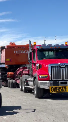 Hitachi Zaxis 890 leaving the Festival Lot after Conexpo 2023 #conexpo #conexpo2023 #construction #lowbed #heavyhaul #trucks #bigrig #convoiexceptionnel #schwertransport #excavator 