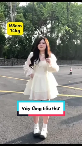 Muốn xinh đẹp không quá khó.  Muốn to hoá nhỏ có em lo 😍 #thoitrangbigsize #vaytieuthu #chuppy #goclamdep 