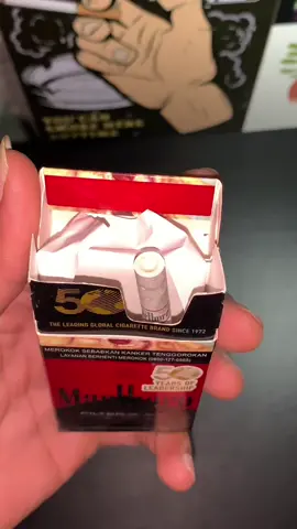 Rokok terakhir😌