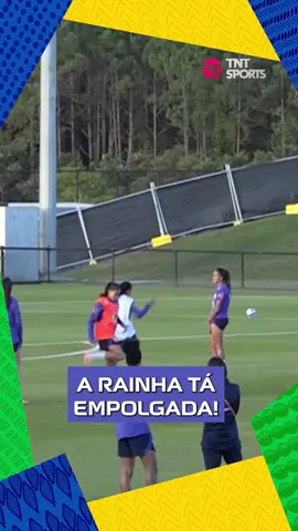 A regra é clara: acertou o gol, partiu pra dancinha! 💃🇧🇷😆 A Rainha Marta meteu o passinho com a craque Andressa Alves! 💙 #TNTSportsComElas #Marta #AndressaAlves #SeleçãoBrasileira #TikTokEsportes #SportsNews #FIFAWWC 