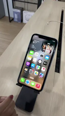 Voice over on iPhone #urbanrepublicmy #URbySwitch @ur_changlun #iphone 