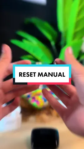 jangan panik kalau tws tiba-tiba mode off sebelah ya😉 #tws #earphonebluetooth #twsbluetooth #twsviral #tipsandtricks #resetmanual #tiktokhack #headsetbluetooth 