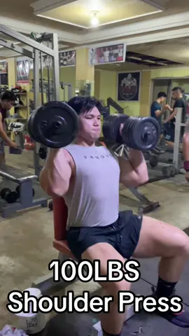 100LBS SHOULDER PRESS. HIGH QUALITY SHIRTS ON THE YELLOW BASKET BELOW!!! Click it fam!!!  #fyp #foryou #foryoupage #Fitness #shoulderpress