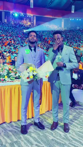 Tiens mar hadaa ka shaqayso inaa madaxwayne tahay waxba ma dhaanto, meel walba waa lagugu soo dhawaynaya, Waxaana sabab u noqonaysa dad badan inaa badasho noloshooda. Madaxwaynaha Tiens.#online #marketing #muqdisho #somalia 