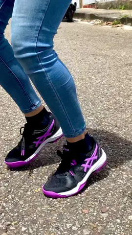 Llegando pedidos 🫶🏼 MODELOS ASICS DISPONIBLES #foryoupage #voleibol#asics#volleyball#fypシ #tiendaoficial #voleibolvenezolano #voleibolfemenino #foryoupage 