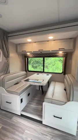 living the dream in this rig #rvlife #rvtour #rvtok #motorhome #rvinterior 