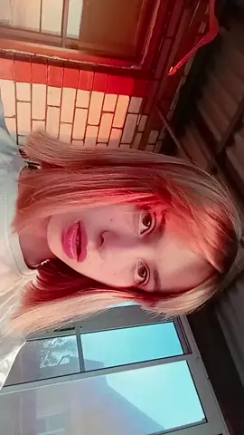 Пипец я эстетик на фоне рассвета