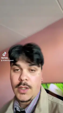 Wie dit serieus neemt moet een kalmerende steen kopen kusjes sal #fyp #voorjou 