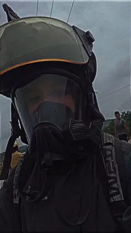 Sí, soy lic. en Protección Civil. 💚❤️ #proteccioncivil #enaproc #bombero #casadehumo #incendio #rescate #fypシ 