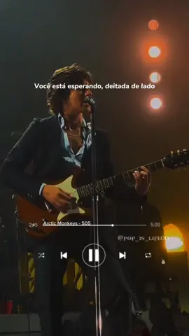 #tipografia #tradução #arcticmonkeys #alexturner #505arcticmonkeys #imgoingbackto505  #arcticmonkeys505  #buticrumblecompletelywhenyoucry 